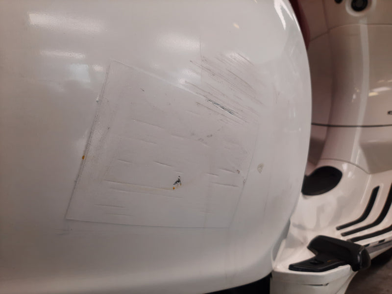 Vespa Primavera 125 White 2017